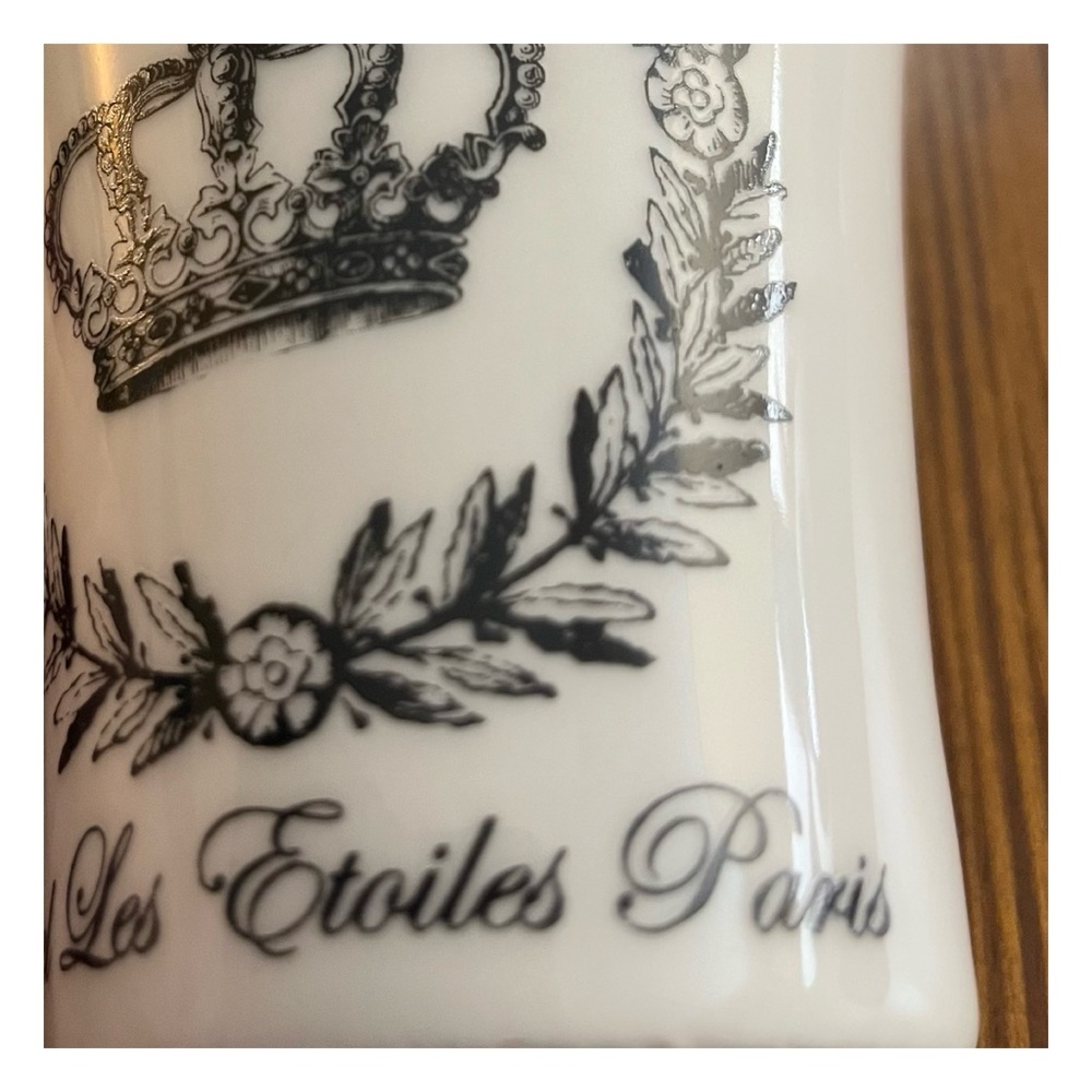 222 Fifth "Les Etoiles Crown" Porcelain Coffee/Tea Mug - Picture 5 of 10